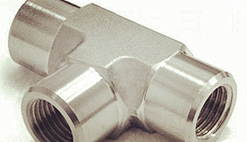 1584682661507292.jpg 不銹鋼過(guò)渡接頭的特點(diǎn)